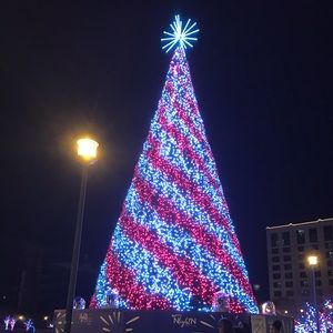 Meet your Posher, Tierra